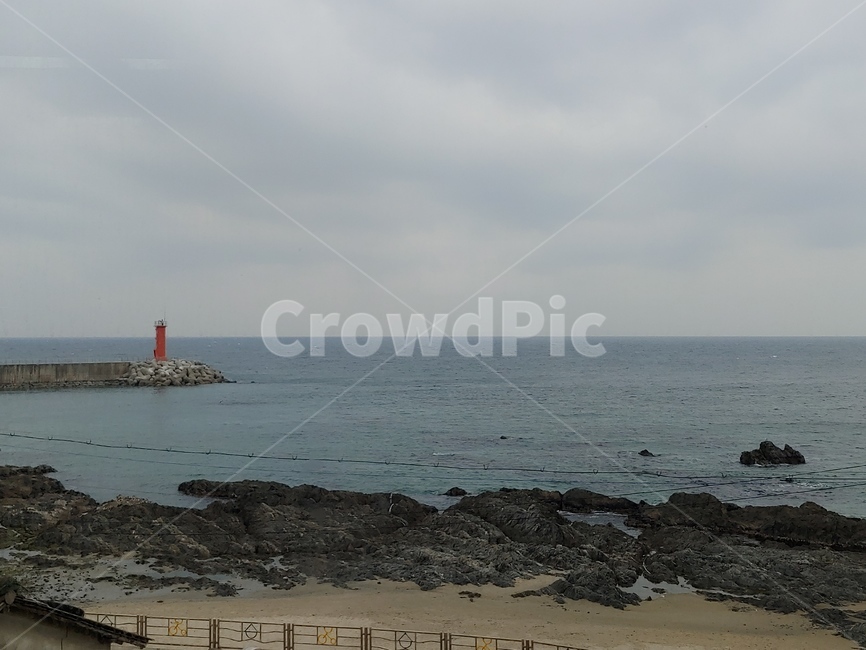 바다,등대,겨울,흙,돌,자연,풍경,nature,landscape,architecture,건축물,building,건물,tower,탑,lighthouse
