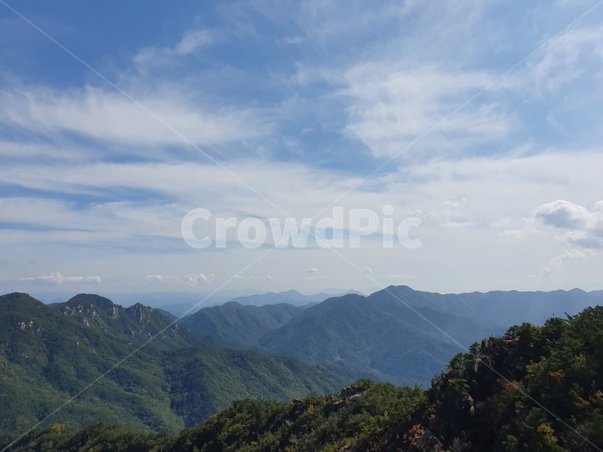 산,자연풍경,하늘,가을하늘,산정상,산정상풍경,산능선,산꼭대기,outdoors,자연,nature,옥외,mountainrange,산맥,mountain,countryside,hill,언덕,구름,화왕산,자연,풍경,nature,landscape,mountain range,slope,경사