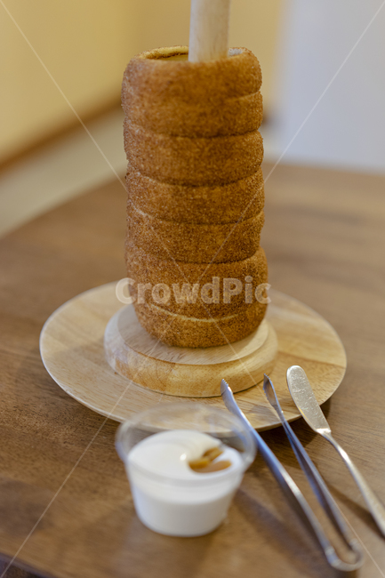 디저트,간식,빵,굴뚝빵,뜨레들로,뜨르들로,trdlo,음식,음식,식재료,요리,food,cook,meal,dishes,food reserves,디저트,간식,후식,dessert,snack