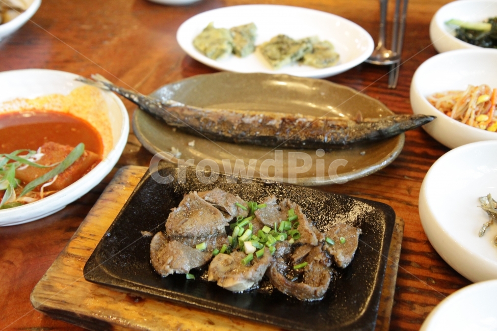 반찬,한식,한정식,불고기,꽁치,음식,식재료,요리,food,cook,meal,dishes,food reserves,육류,고기,meat,한식,한국음식,한국요리,korean food,korean dishes,korean meal,korean cook