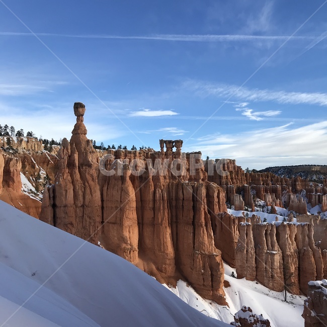 sky,canyon,bryce canyon,rocks,snow,clouds,sandstone,brycecanyon,landscape