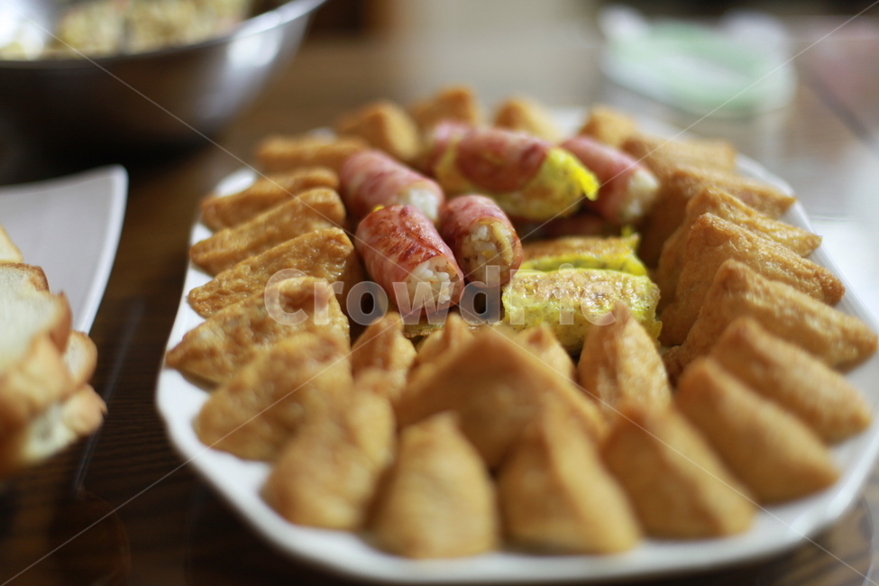 베이컨,유부,유부초밥,밥,아침,음식,음식,식재료,요리,food,cook,meal,dishes,food reserves