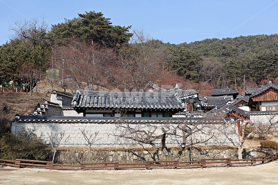 도산서원,한옥,한옥집,집,기와집,전통집,건물,자연,풍경,서원,겨울,한국전통,한국문화,korean traditional,korean culture,건축물,건물외관,exterior,building,structure,architecture,construction