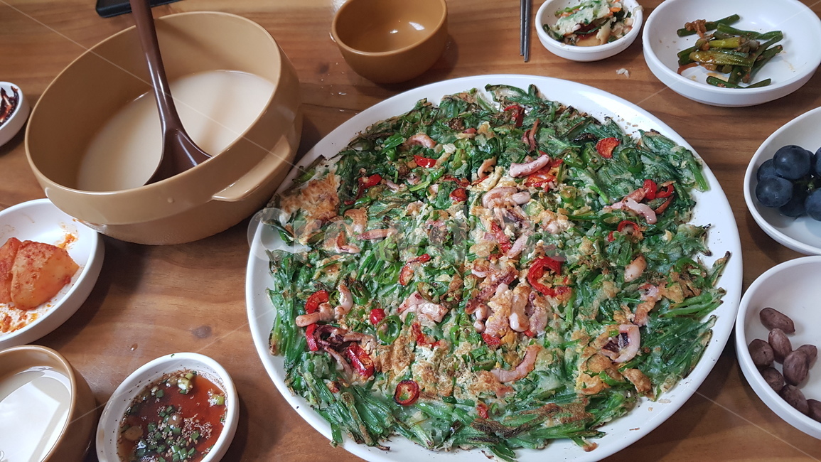 food,음식,meal,식사,rain,막걸리,파전,비,술,안주