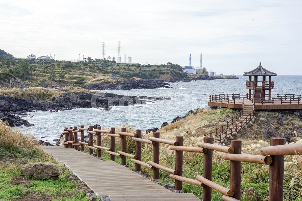 가을,제주도,fall,닭머르,바닷가,제주풍경,자연,풍경,nature,landscape,한국자연풍경,한국자연경관,korea nature landscape,제주도,jeju,jeju island,building,건물,boardwalk,산책로,bridge,다리