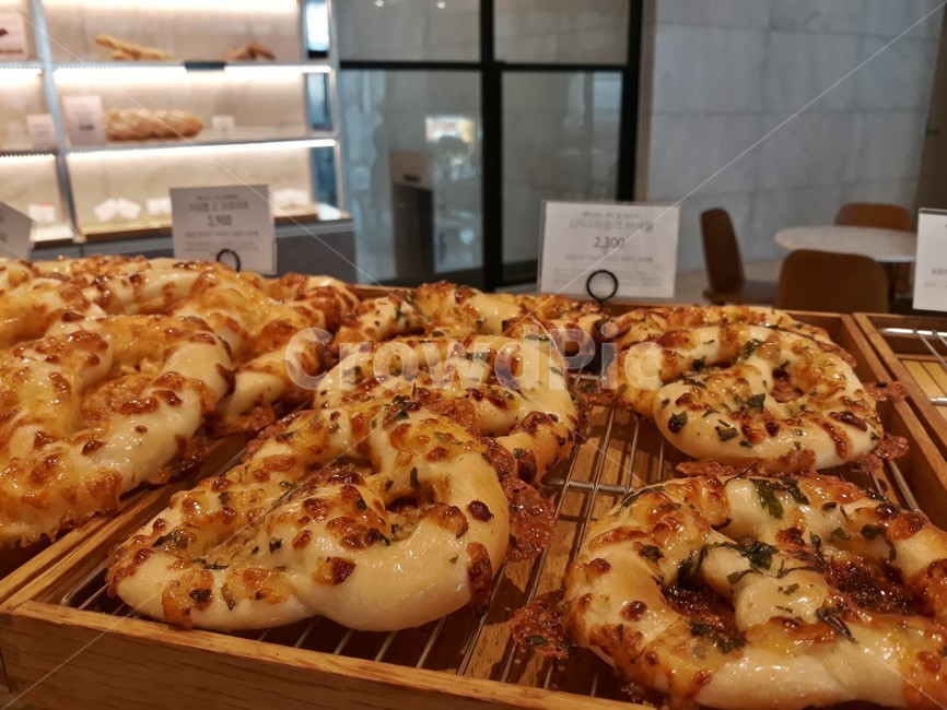 빵,마늘빵,프레첼,갈릭빵,전시