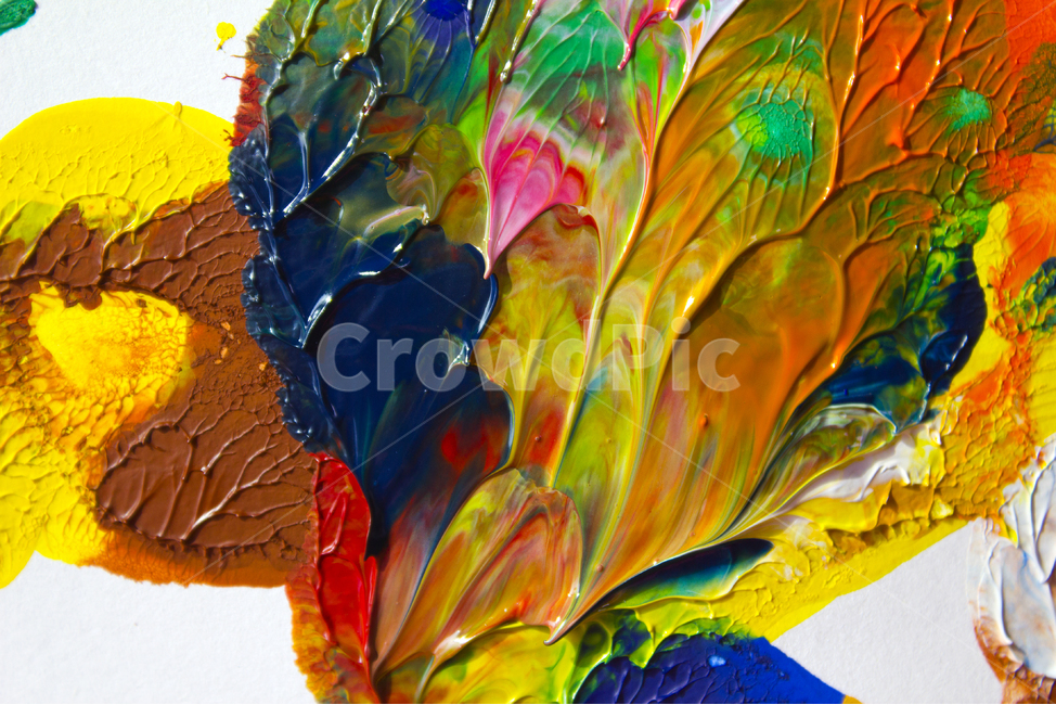 물감,종이,흰배경,페인팅,페인트,아트,예술,미술,그림,드로잉,붓터치,혼합,섞인,물감섞기,데칼코마니,물감찍기,노랑,옐로우,컬러풀,갈색,브라운,찍기,섞기,파랑,블루,파란색