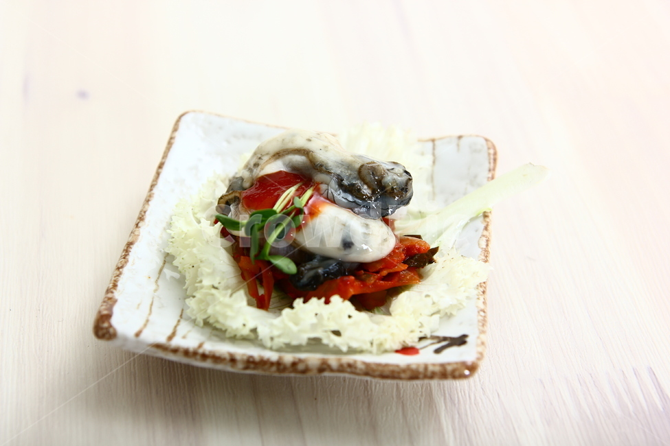석화,굴,생굴,해산물,조개,신선,싱싱,음식,식품,dish,oysters,seafood,shellfish,fresh,crispy,food,음식,식재료,요리,food,cook,meal,dishes,food reserves,수산물,해산물,fishery products,seafood