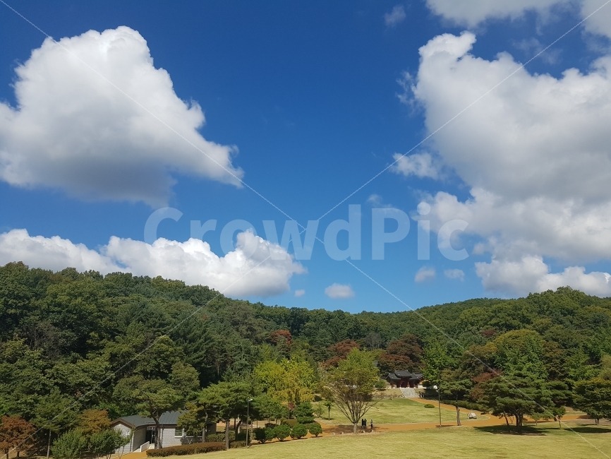 이이,파주,구름,산,신사임당,가을구름,파란하늘,자연,풍경,nature,landscape,가을,계절,fall,autumn,season,랜드마크,landmark,tourist attraction,한국랜드마크,한국관광지,한국명소,korea landmark,korea tourist attraction,한국전통,한국문화,korean traditional,korean culture,outdoors,옥외,weather,날씨,cloud,cumulus,적운,sky,하늘
