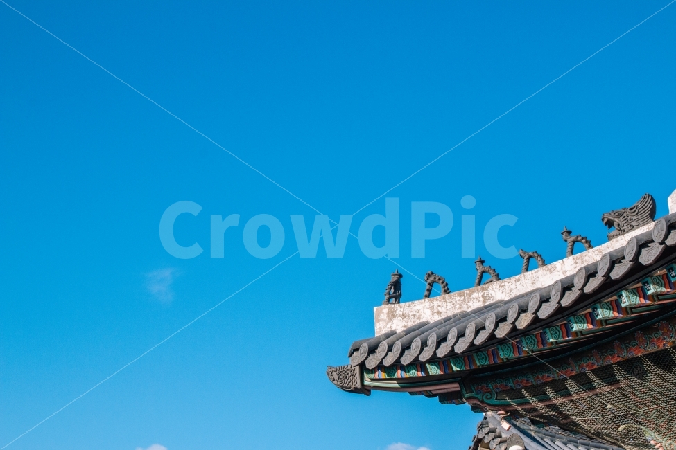 경복궁,기와,전통,궁궐,궁,서울,한국,한국적,처마,korea,seoul,koreatraditional,traditional,beautiful,palace,koreapalace,어처구니,가을하늘,하늘,건축물,건물외관,exterior,building,structure,architecture,construction,한국전통,한국문화,korean traditional,korean culture