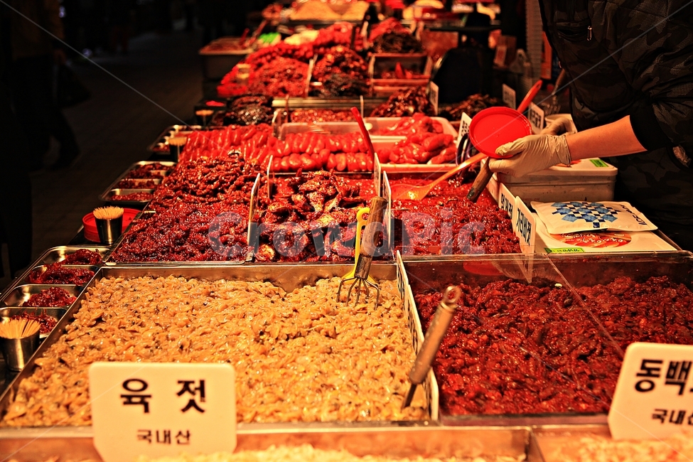 젓갈,젓,절인음식,음식,배경,먹거리,시장,마트,마켓,market,mart,market place,음식,식재료,요리,food,cook,meal,dishes,food reserves,수산물,해산물,fishery products,seafood