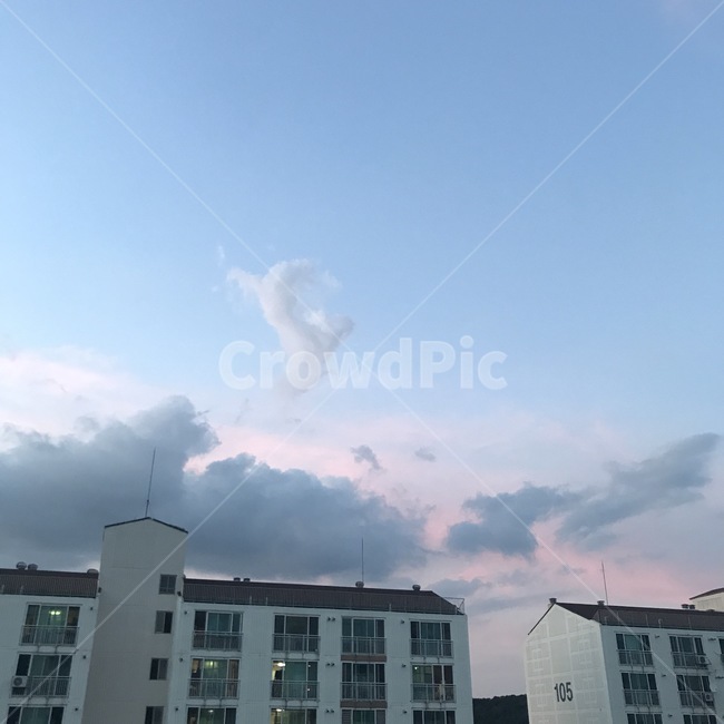하늘,아파트,구름,노을,sky,blue,cloud,white