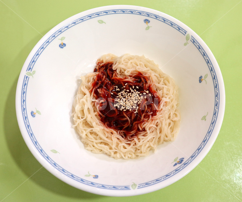 비빔국수,비빔면,비빔라면,면요리,매콤