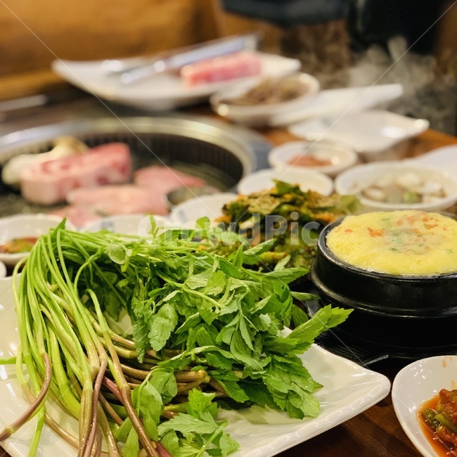 dish,요리,food,음식,meal,식사,고기,meat,미나리,달걀찜,계란찜,맛집