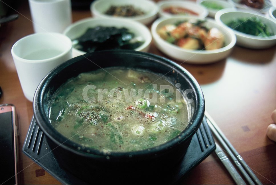 필음사진,필름,필름카메라,감성사진,꼬리곰탕,국밥,밥,음식,음식,식재료,요리,food,cook,meal,dishes,food reserves,한식,한국음식,한국요리,korean food,korean dishes,korean meal,korean cook