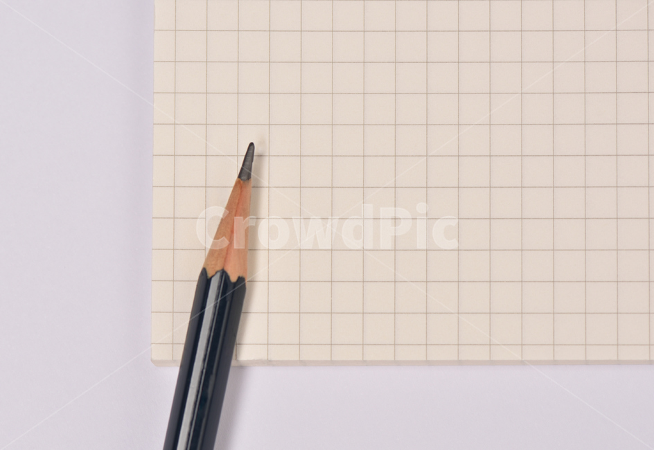 pencil,연필,메모장,모눈종이,메모,노트,공책,적다,기록하다,쓰다,쓸것,적을것,사무실용품,서류용품,사무용품,문방구,문구,문구류,사무실,문서,문구용품,학용품,schoolsuppliesstationery,officesupplies,메모지,펜슬,메모하다,학용품,문구류,사무용품,school supplies,stationery,office supplies