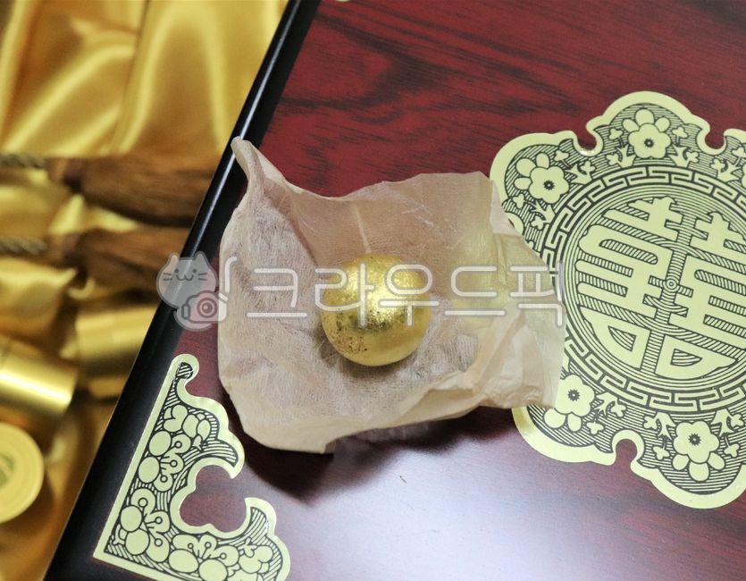 gold,Oriental medicine clinic,Chinese medicine,approximately,Oriental medicine hospital,Gongjindan,health,tonic,food