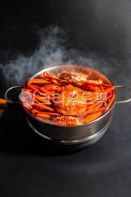 Red crab dish,snow crab,Steamed red crab,red crab,crab