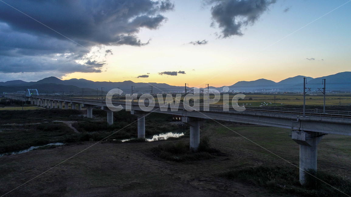 도로,철길,노을,강변,강,구름,저녁,자연,풍경,nature,landscape