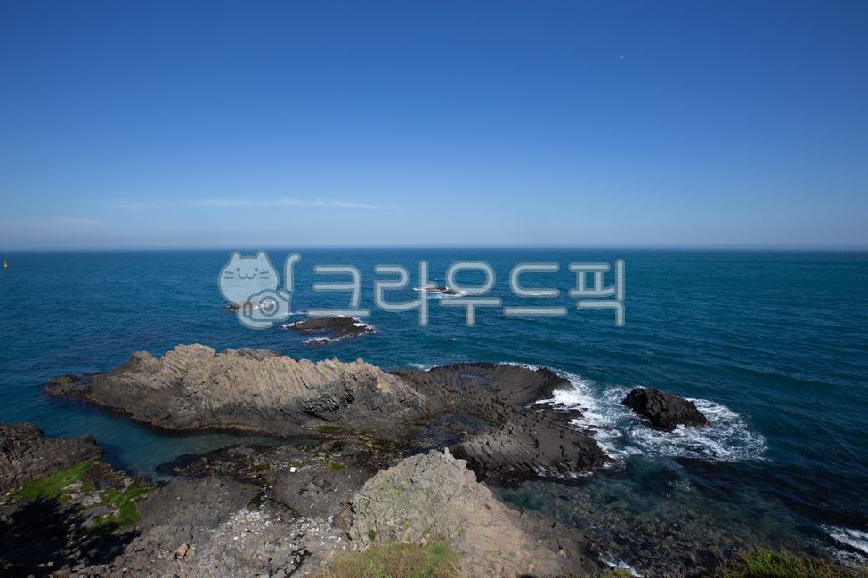 Haeparang-gil,columnar joint,Gyeongju,geological park,rock,sea,coast,Yangnam columnar joint,wave sound road,wave,horizon