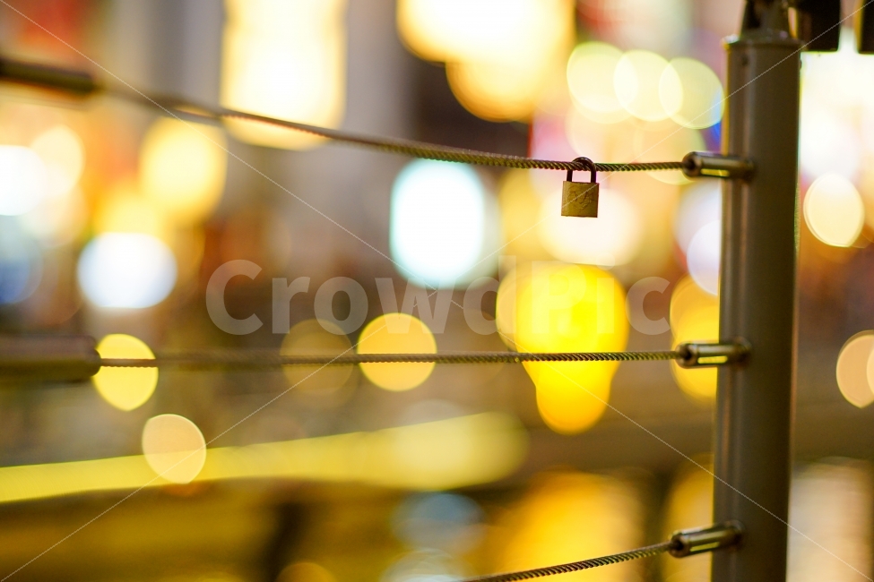 자물쇠,감성,보케,빛,아름다움,따뜻함,추억,기억,lock,emotion,bokeh,light,beauty,warmth,memories,memory,사물,물건,오브젝트,thing,object,matter,감성,sensible,feeling