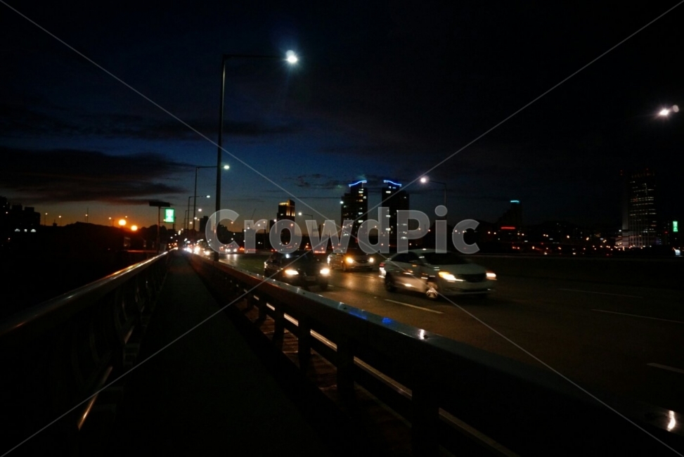 밤,야경,차,감성,일상,야경,밤,풍경,nightscape,night,landscape,도시,city,한국도시풍경,한국도시경관,korea cityscape,교통,교통수단,traffic,transportation,road,도로,automobile,자동차,car,vehicle,차량,freeway,고속 도로