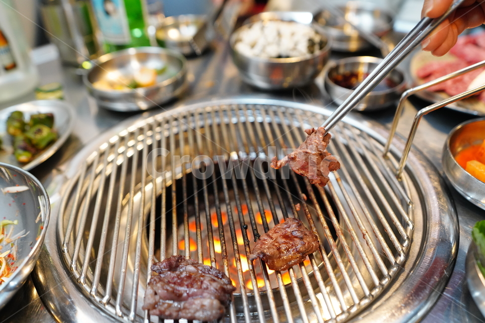 고기,소고기,한우,육류,구이,불판,먹방,안주,식사,안주거리,술자리,음식,육식,푸드,음식,식재료,요리,food,cook,meal,dishes,food reserves,육류,고기,meat,한식,한국음식,한국요리,korean food,korean dishes,korean meal,korean cook