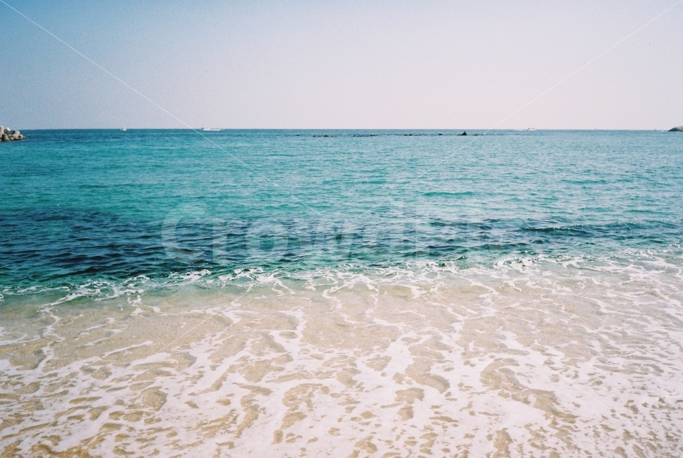 바다,해변,파도,하늘,물결,자연,풍경,파란색,청량,nature,landscape,beach,sea,blue,filmphotography,감성,자연,풍경,nature,landscape,해변,바다,beach,sea,감성,sensible,feeling,outdoors,옥외,water,물,ocean,대양,shoreline,해안선,coast,연안,바닷가