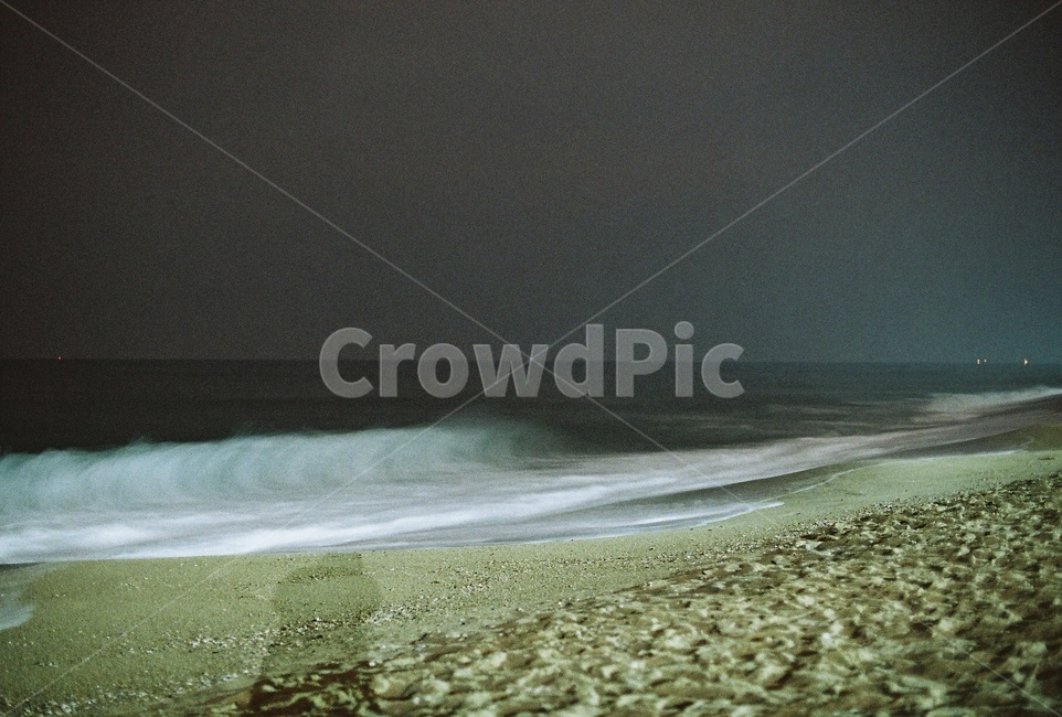 자연,nature,ocean,물,water,바다,옥외,outdoors,sea,대양,필름카메라,필카,레트로,뉴트로,풍경,그림자,남자,자연,풍경,nature,landscape,해변,바다,beach,sea