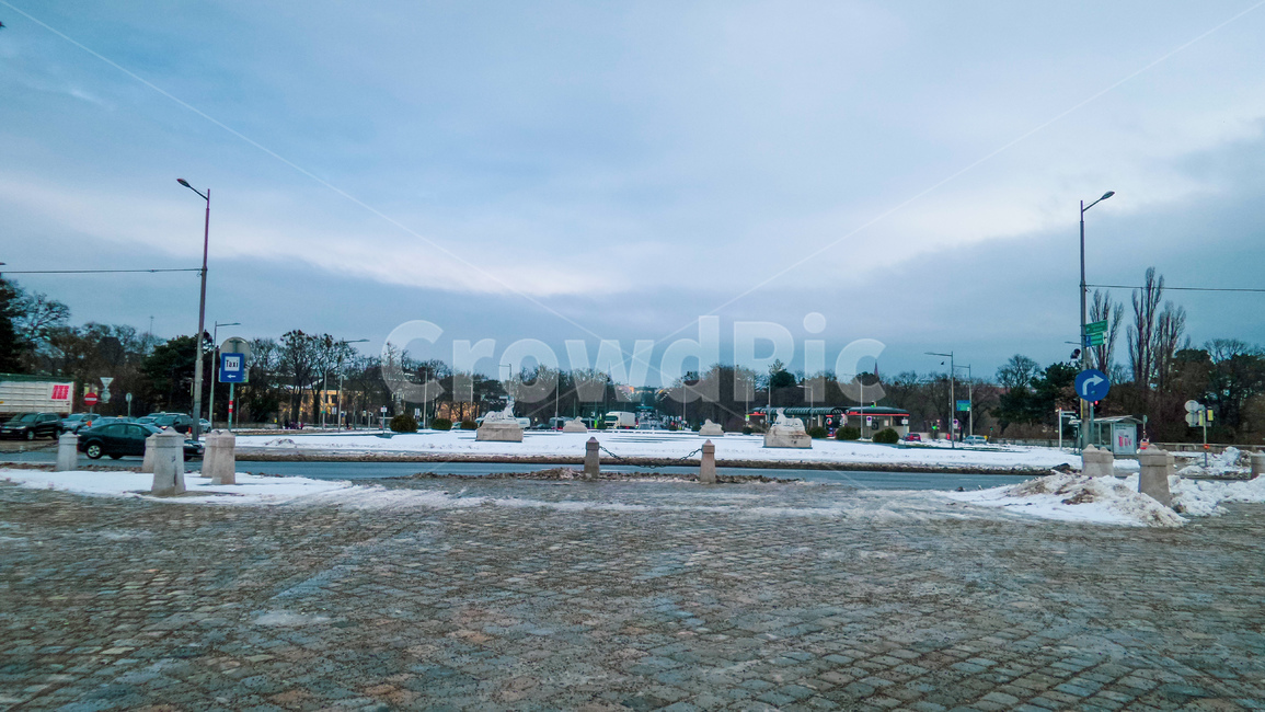 유럽,동유럽,europe,런던,로마,도로,차,표지판,로터리,rotary,운전,해외,풍경,도시,하늘,sky,urban,city,가로등