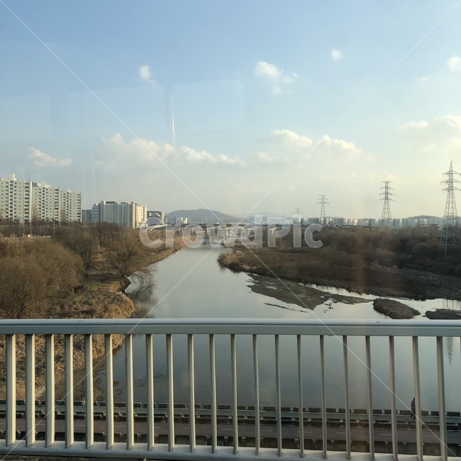 다리,풍경,봄,자연,하늘,도시,풍경,city,landscape,한국도시풍경,한국도시경관,korea cityscape,railing,난간,handrail,banister