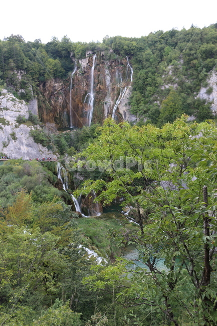 크로아티아,크로아시아,croatia,플리트비체,plitvice,plitvica,국립공원,공원,폭포,자연,나무,숲,호수,연못,강,여름,낮,nature,park,waterfall,pond,lake,river,mountain,nationalpark,자연,풍경,nature,landscape