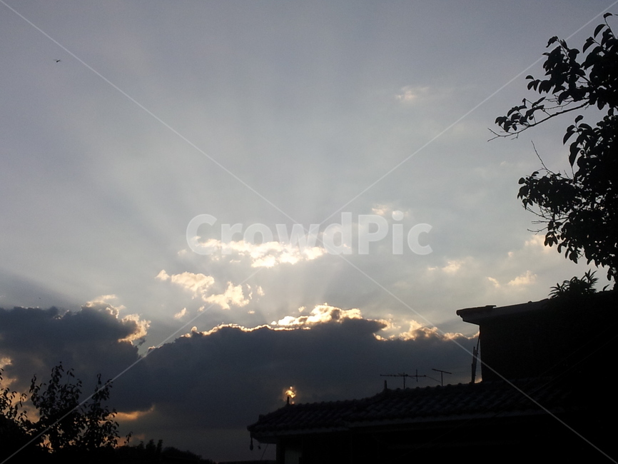 하늘,맑은하늘,구름,가을하늘,봄하늘,청명한하늘,sky,clearsky,cloud,자연,풍경,nature,landscape,weather,날씨,outdoors,옥외,flare,플레어,light,빛,sunlight,햇빛