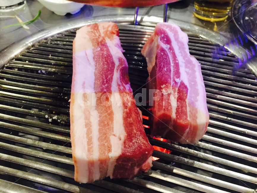고기,삼겹살,구이,불판,불,음식,식재료,요리,food,cook,meal,dishes,food reserves,육류,고기,meat