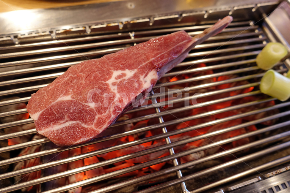 양갈비,양고기,양갈비구이,날것의,고기,양,맛집,식사,구이,안주,음식,식재료,요리,food,cook,meal,dishes,food reserves,육류,고기,meat,중식,중국음식,중화요리,chinese food,chinese dishes,chinese meal,chinese cook