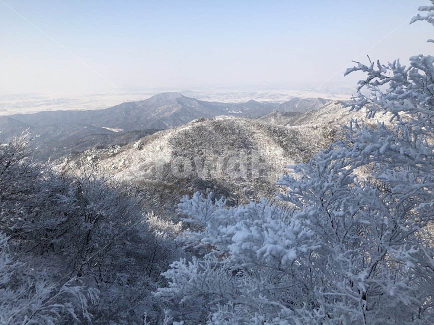 자연,풍경,설산,겨울산,겨울풍경,산,겨울,눈,눈덮인산,자연풍경,하얀색,하얀,흰,mountain,snowcovered