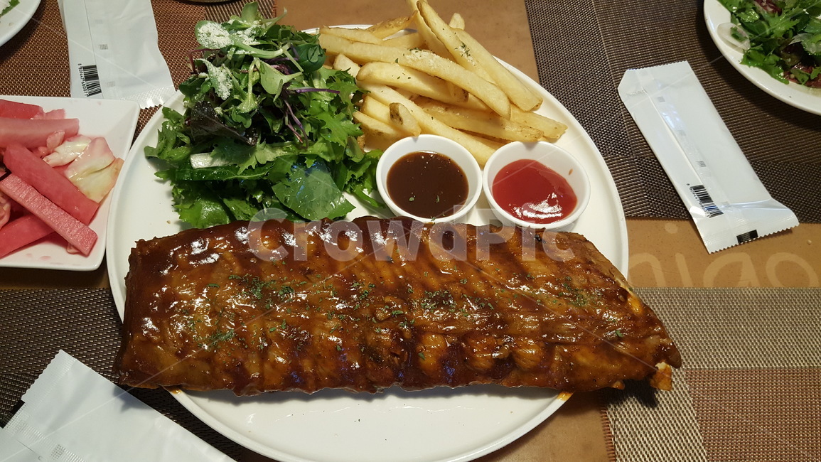 등갈비,립,립요리,요리,음식,레시피,레스토랑,전체요리,음식,식재료,요리,food,cook,meal,dishes,food reserves,육류,고기,meat,양식,서양음식,서양요리,western food,western dishes,western meal,western cook
