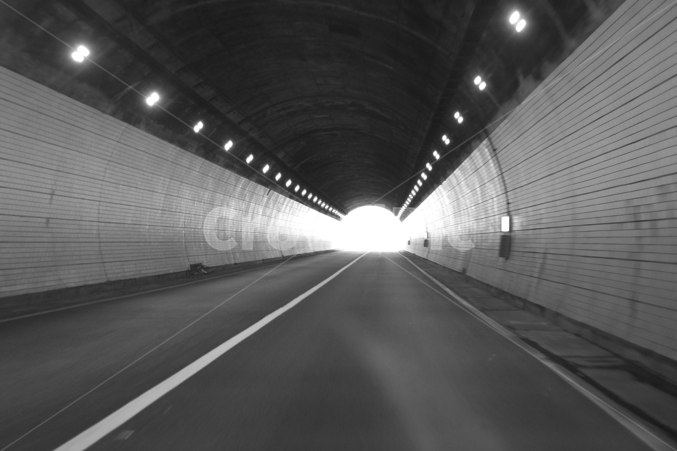 운전,거울,자동차,터널,안전운전,네비게이션,빛,통로,흑백,모노톤,monochrome,black and white,교통,교통수단,traffic,transportation