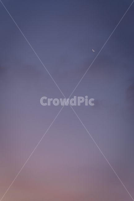 달,배경화면,감성사진,구룸,moon,감성,풍경,자연,색감,야경,밤,풍경,nightscape,night,landscape,nature,outdoors,옥외