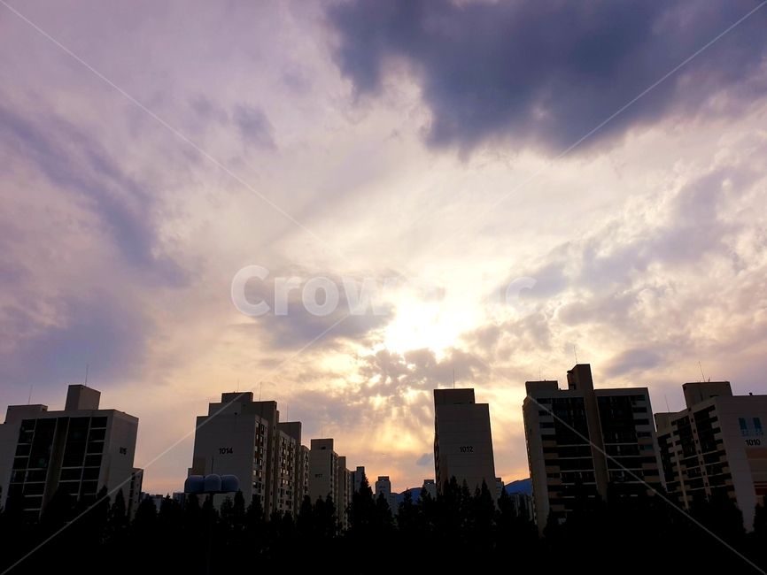 날씨,하늘,석양,구름,역광사진,도시,풍경,city,landscape