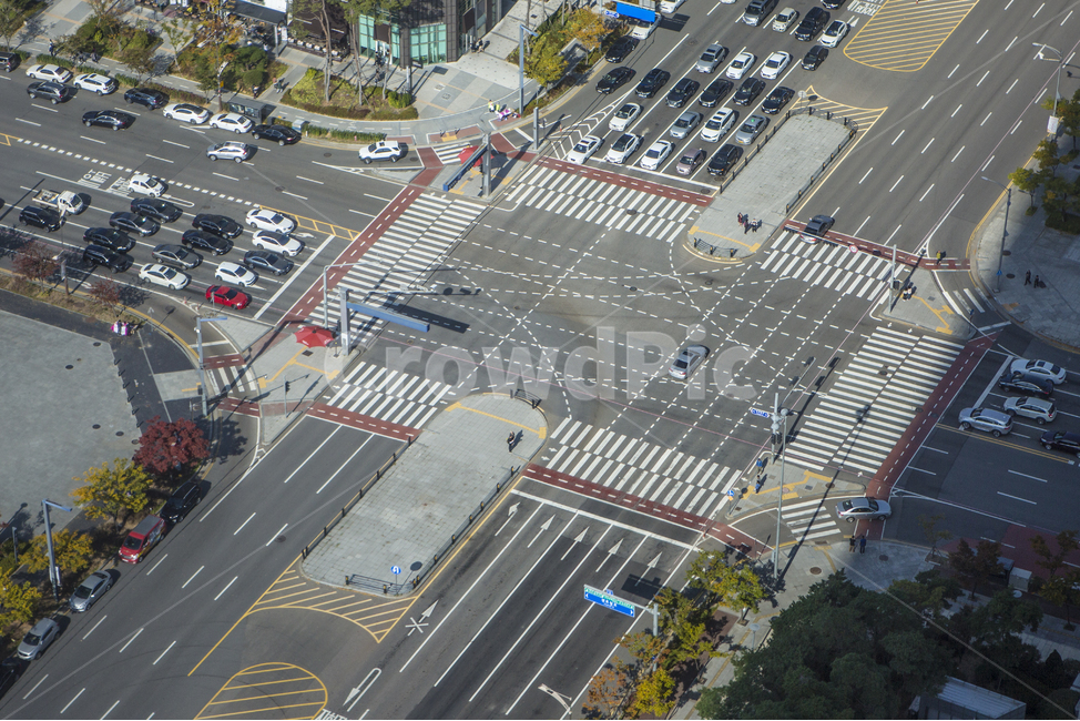 교차로,사거리,도로,차도,교통,8차선,항공뷰,송도,인천,교통,교통수단,traffic,transportation