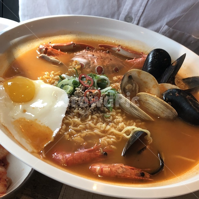 bowl,meal,식사,사발,food,음식,dish,요리,라면,해물라면,음식,식재료,요리,food,cook,meal,dishes,food reserves