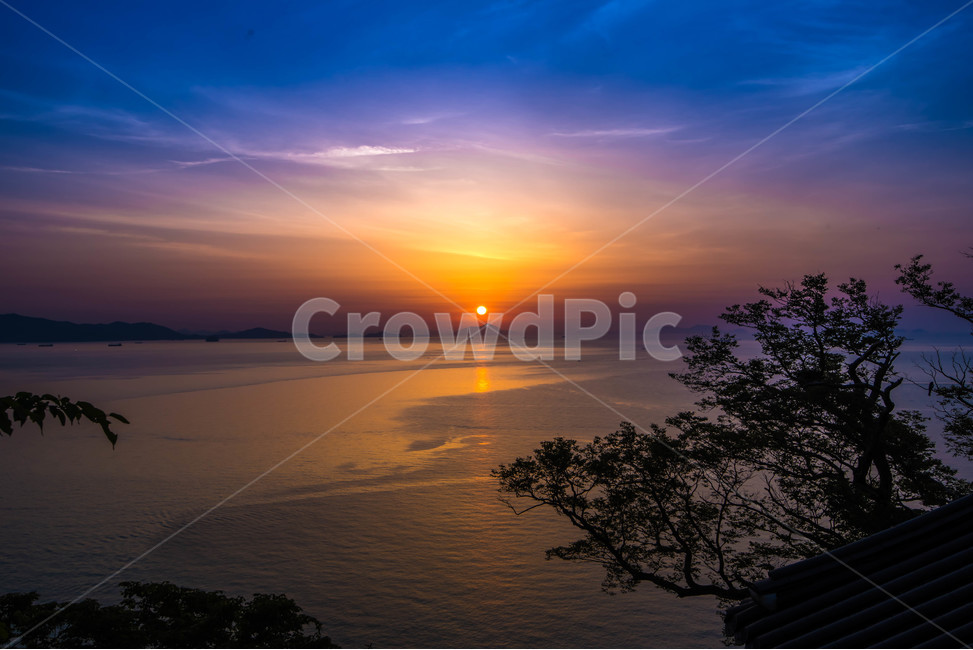 바다,일출,풍경,해돋이,아침,자연,풍경,nature,landscape,한국자연풍경,한국자연경관,korea nature landscape,outdoors,옥외,sunlight,햇빛,sunset,일몰,dawn,새벽,sky,하늘,red sky,붉은 하늘,dusk,황혼