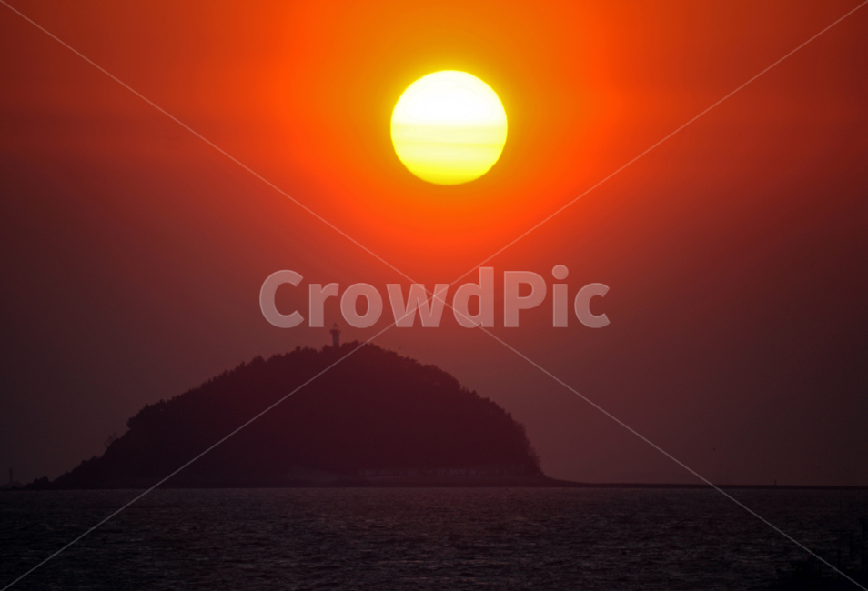 일몰,석양,궁평항,섬,육도,붉은노을,붉은해,자연,풍경,nature,landscape,한국자연풍경,한국자연경관,korea nature landscape,outdoors,옥외,sky,하늘,sunset,dawn,새벽,red sky,붉은 하늘,dusk,황혼