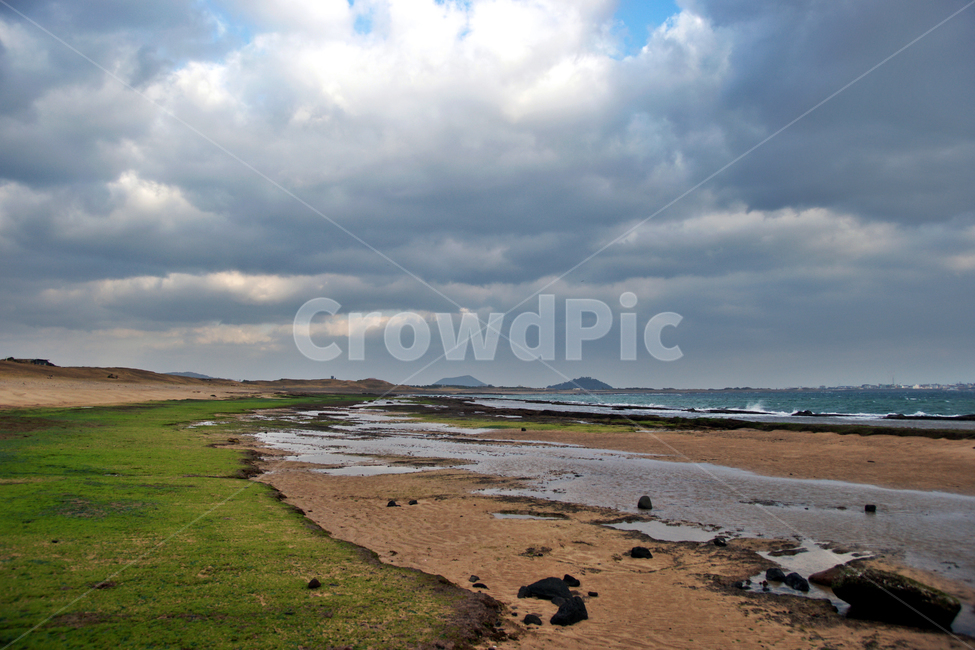 광치기해변,관광지,제주,바다,구름,자연,해변,자연,풍경,nature,landscape,한국자연풍경,한국자연경관,korea nature landscape,해변,바다,beach,sea,제주도,jeju,jeju island,land,땅,outdoors,옥외
