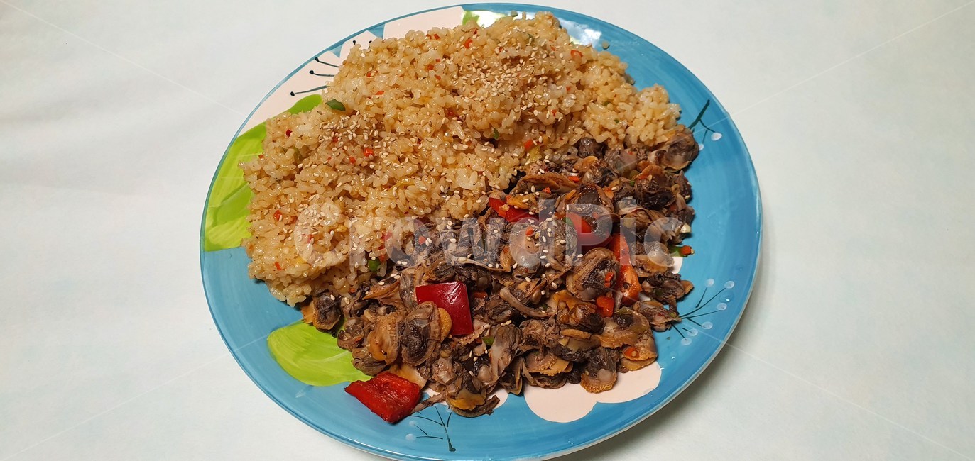 음식,dish,꼬막,꼬막비빔밥,비빔밥,별미,plant,식물,food,식품,produce,생산액,meal,식사,요리,야채