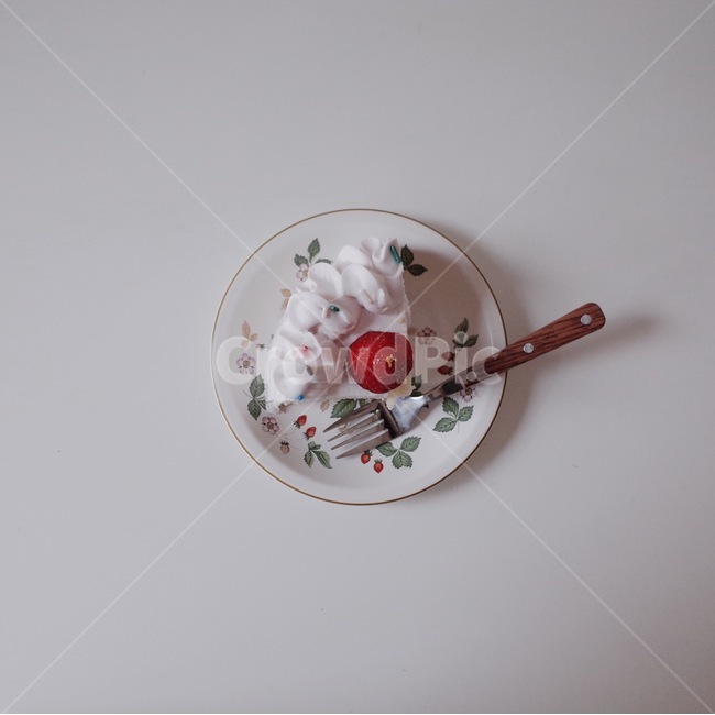 크림,cream,food,음식,dessert,디저트,케이크,딸기케이크,cake,strawberrycake,감성사진,디저트,간식,후식,dessert,snack