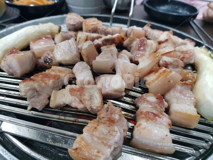 고기,삼겹살,불판,음식,맛집,돼지고기