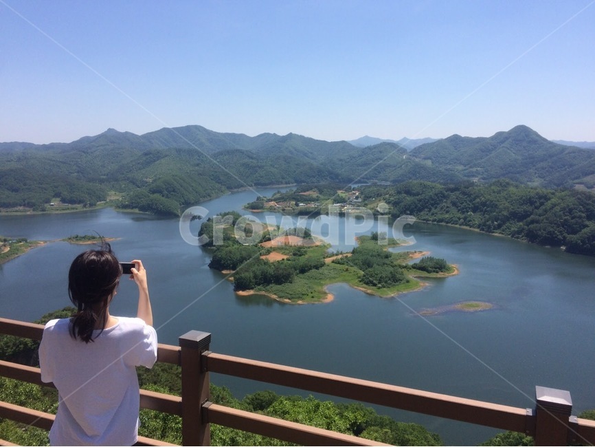 소녀,뒷모습,섬,붕어섬,아름다움,자연,경관,멋짐,nature,한국자연,한국섬,한국경관,명소,travel,자연,풍경,nature,landscape,한국자연풍경,한국자연경관,korea nature landscape,사람,인물,인간,human,person,여성,여자,woman,female,lady,여행,휴가,traveling,vacation,trip,outdoors,옥외,water,물,land,땅