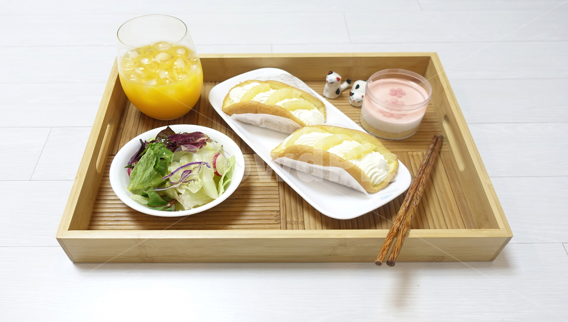 카페,홈카페,쟁반,커피,디저트,음식,식재료,요리,food,cook,meal,dishes,food reserves,디저트,간식,후식,dessert,snack
